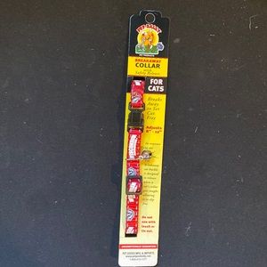 NEW - Wisconsin Badgers Breakaway Cat Collar